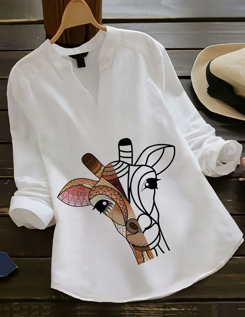 Wild Canvas Giraffe Muse Women’s Top