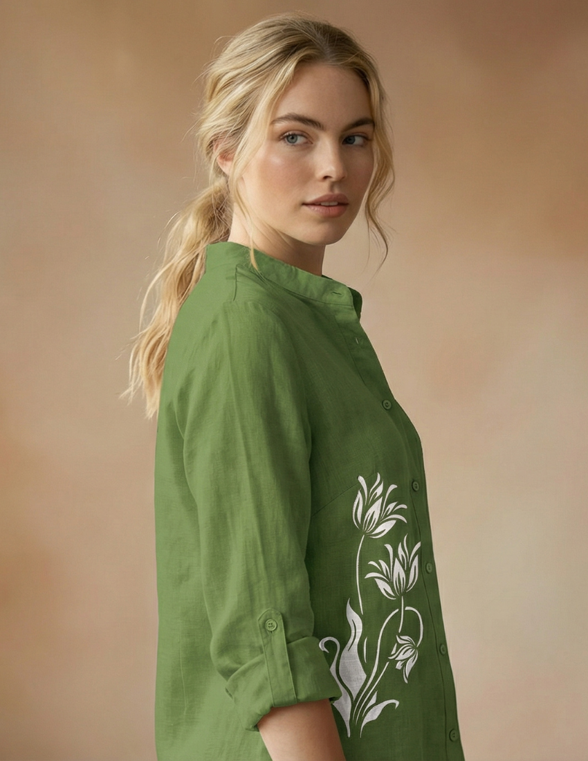 Butterfly Print Casual Women’s Top - Leaf Green