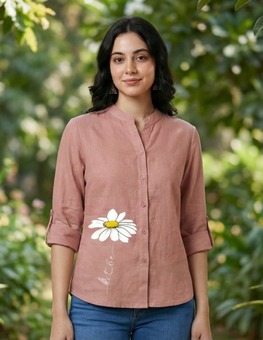 Trendy Peach Daisy Placement Top